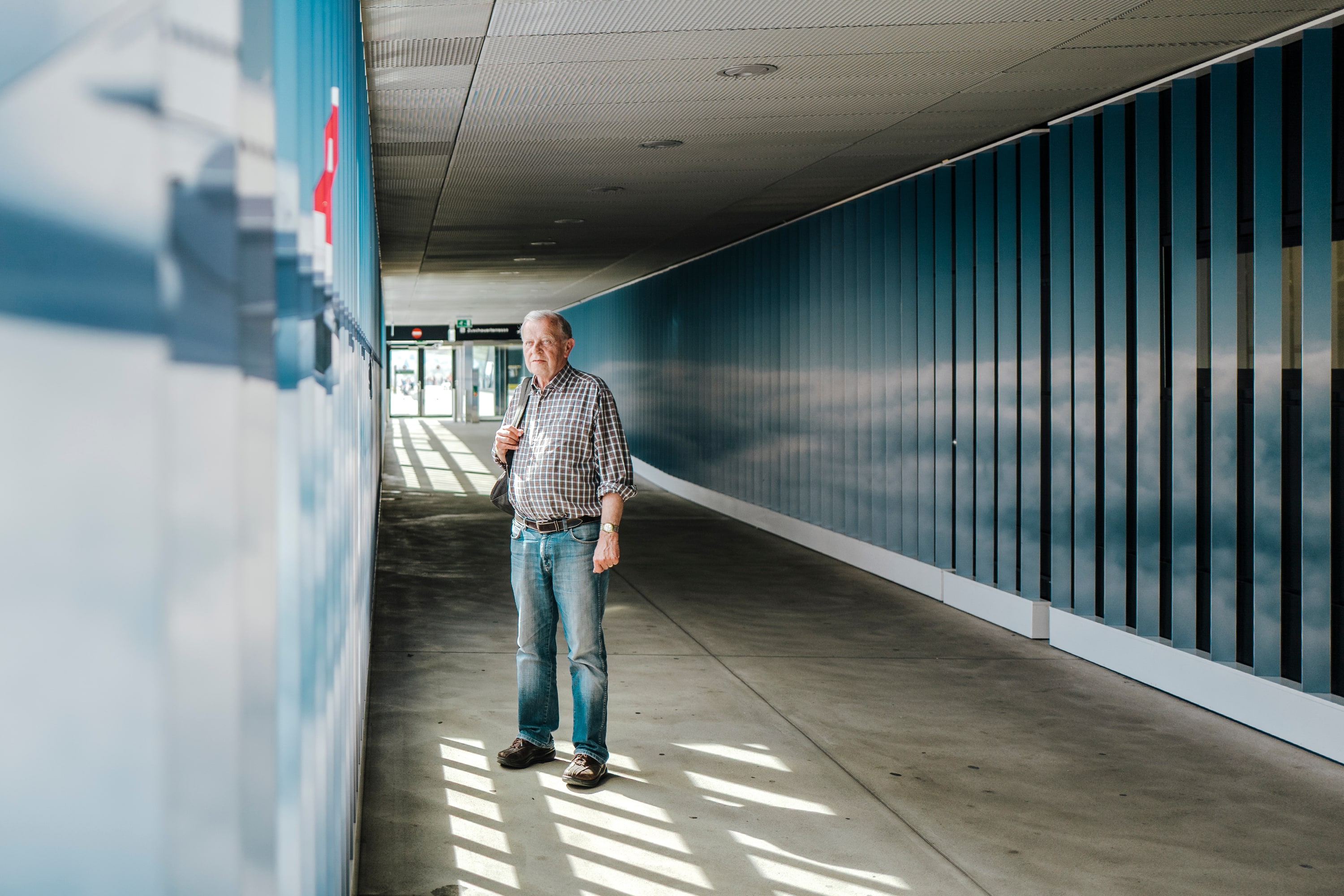 Airport Man - Image 5