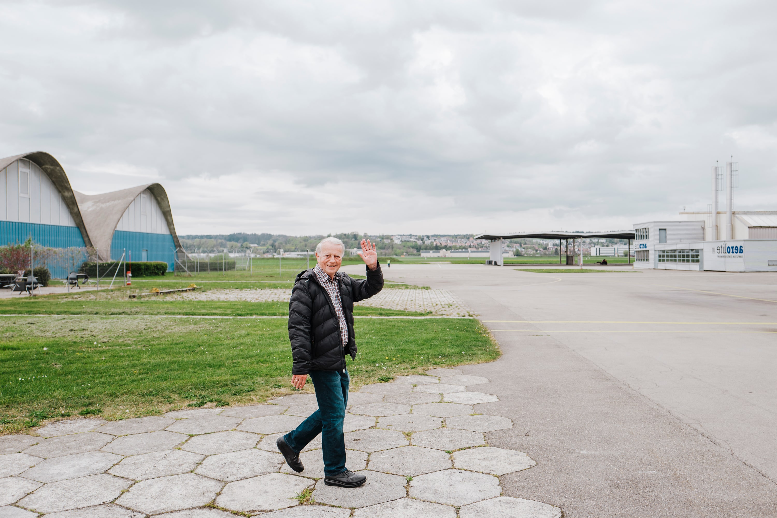 Airport Man - Image 10